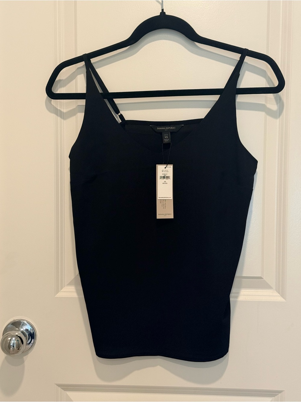 Banana Republic Black Sleeveless V-Neck Camisole